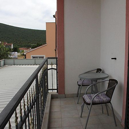 Apartmani Krka Rooms Лозовац Номер фото