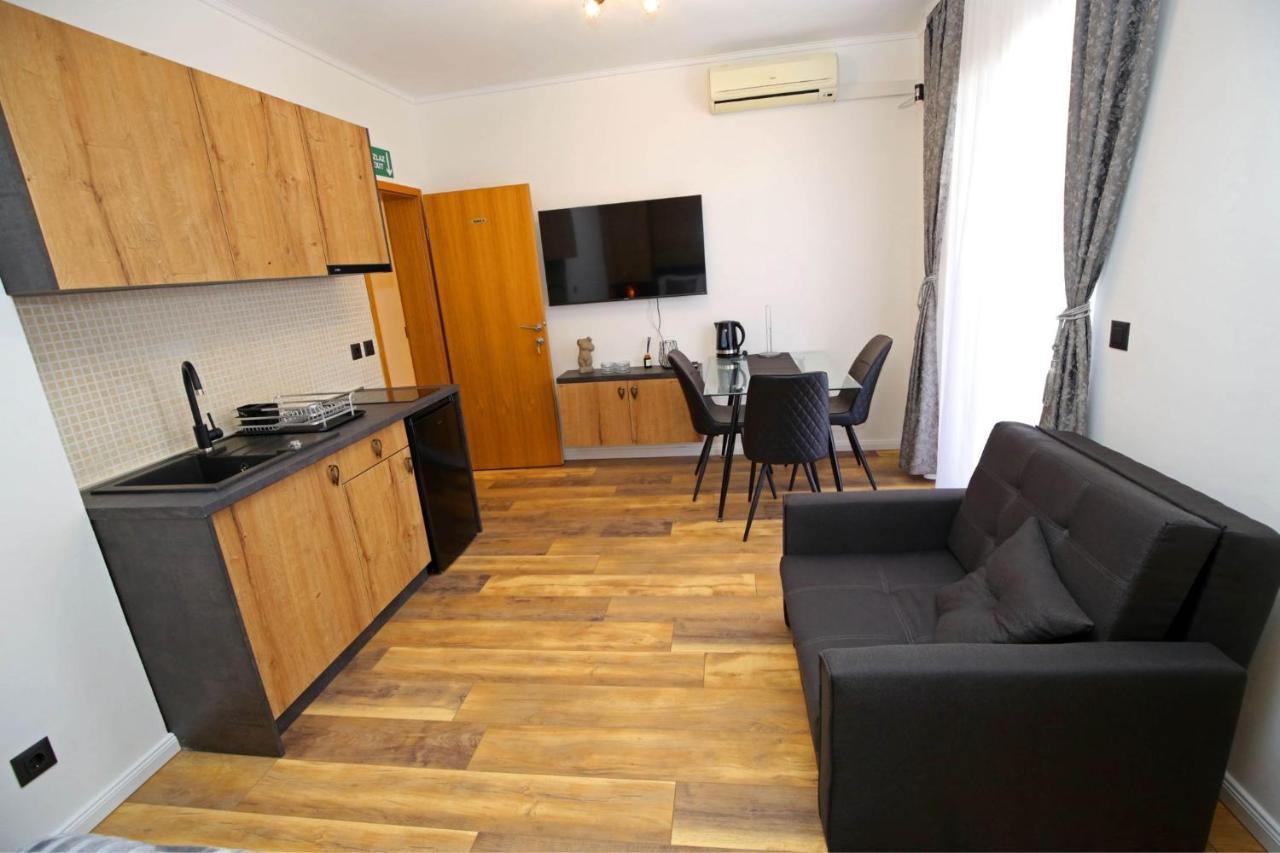 Apartmani Krka Rooms Лозовац Экстерьер фото