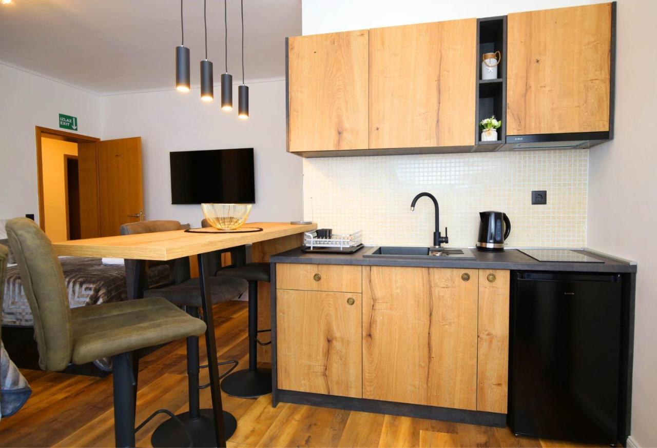 Apartmani Krka Rooms Лозовац Экстерьер фото