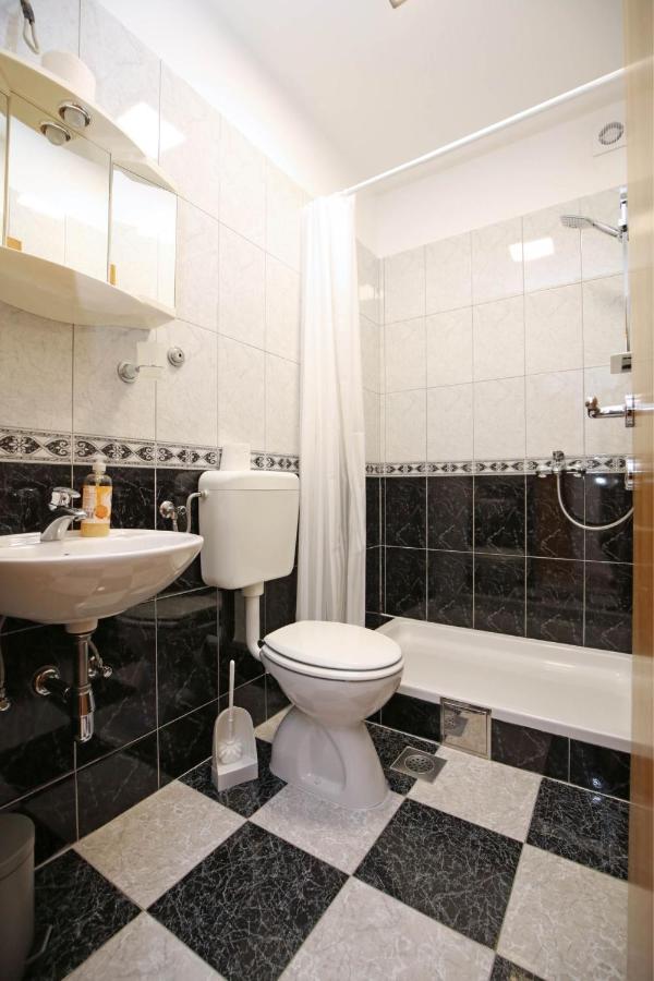 Apartmani Krka Rooms Лозовац Экстерьер фото