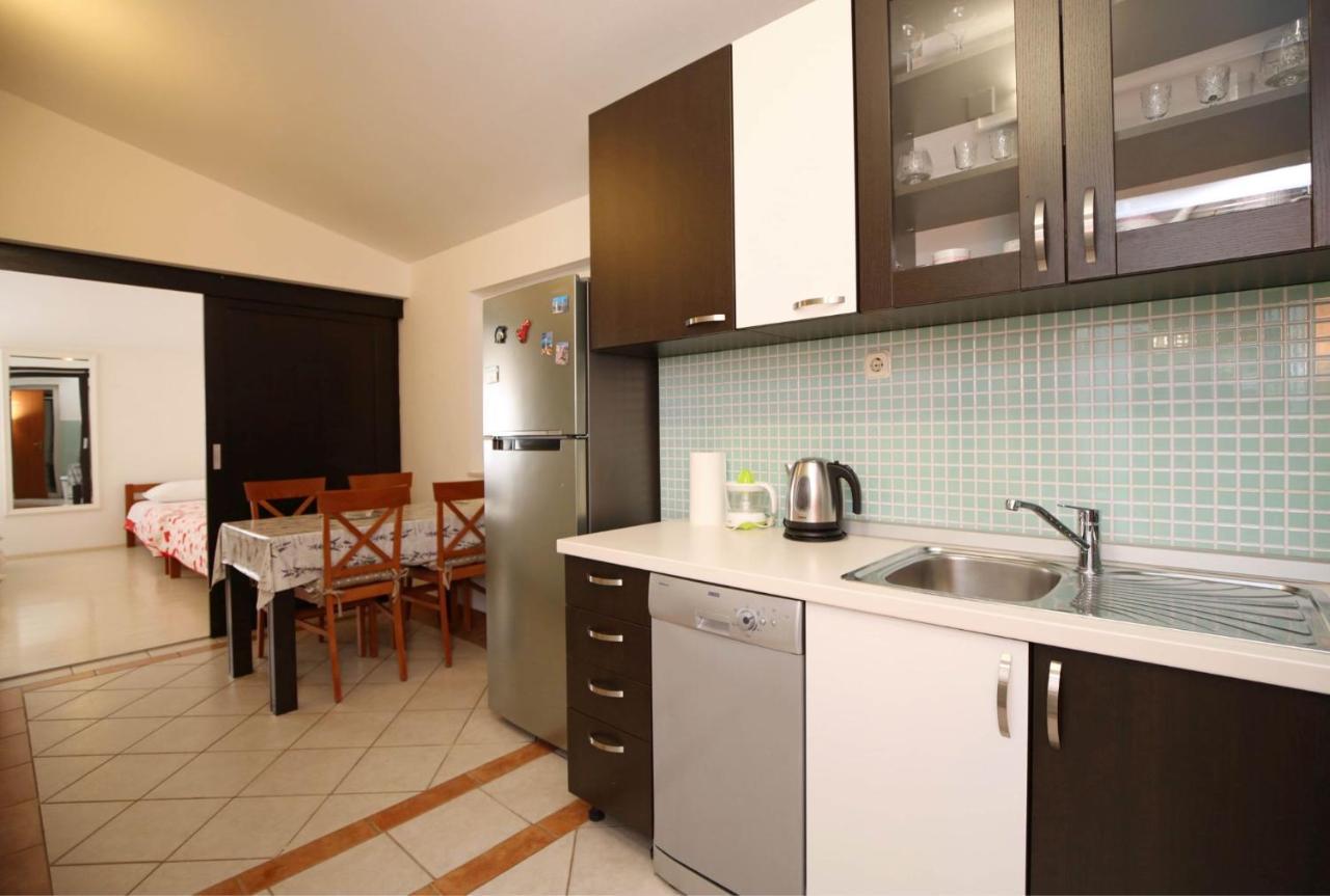 Apartmani Krka Rooms Лозовац Экстерьер фото